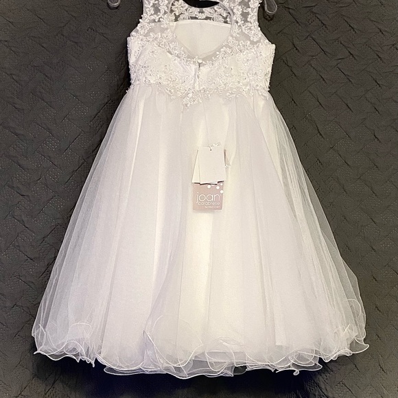 Fowler girl, First Communion dress for ages 6-9yr old - Picture 3 of 8